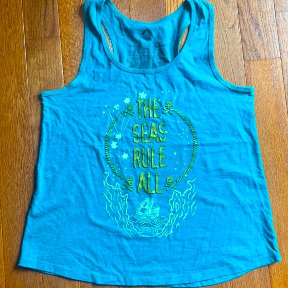 Disney “Seas Rule All” women’s tank size medium